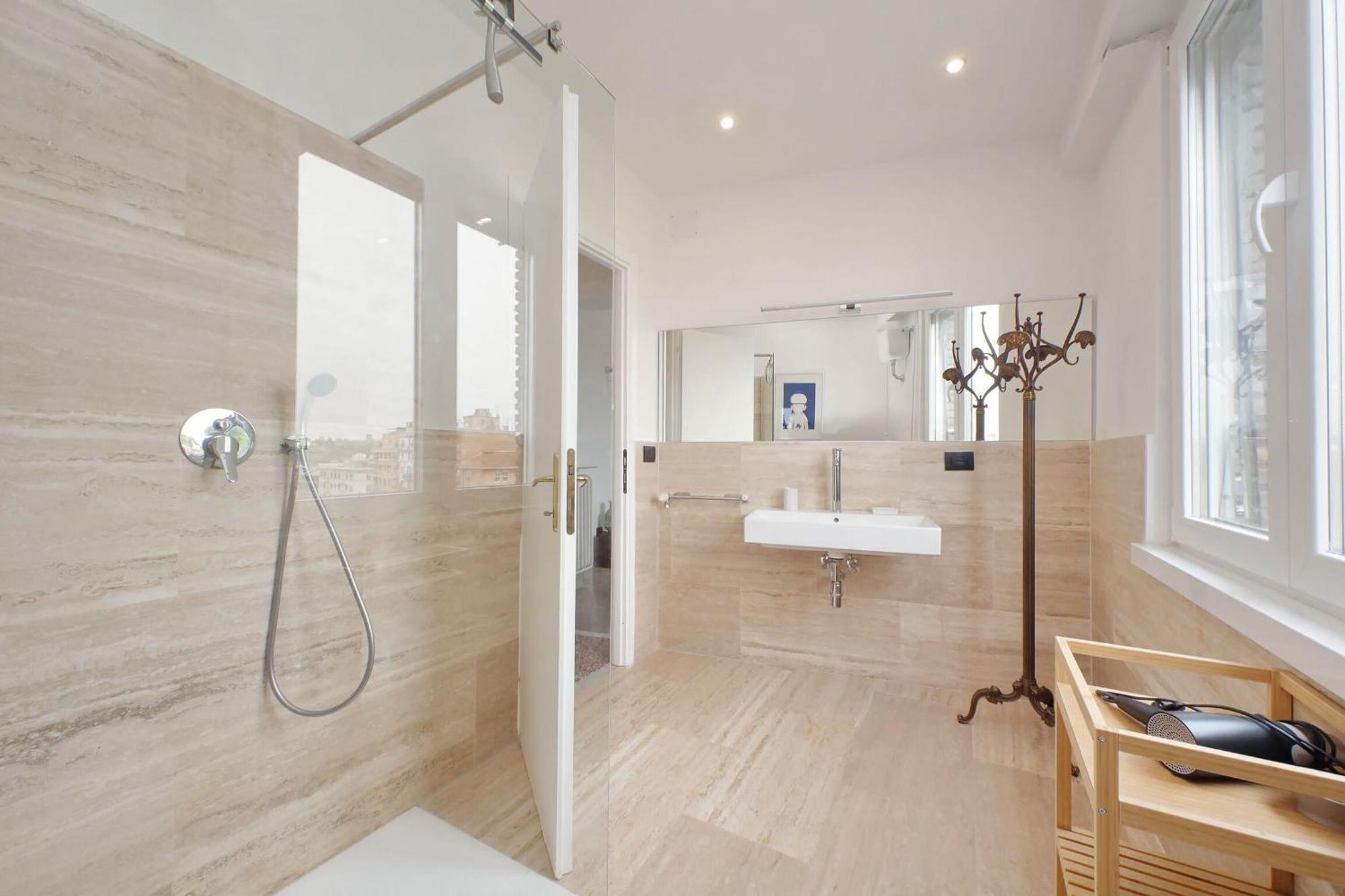 Ostiense By Halldis *